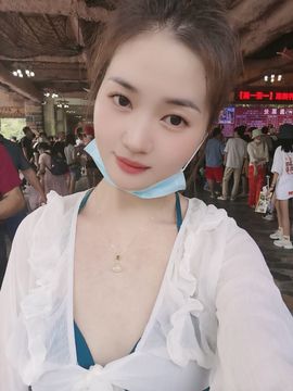 千秋雪yiliya主播照片