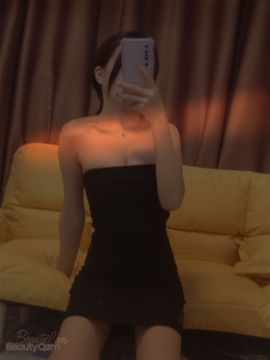 巧乐兹求宠爱主播照片