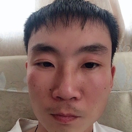 温妮阳光主播照片