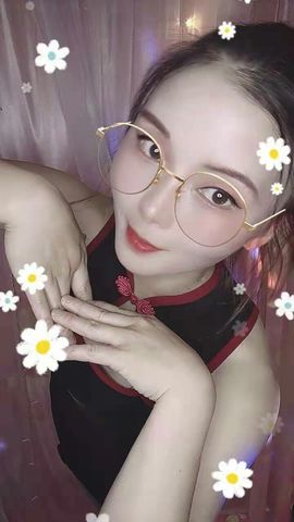 重庆小糖糖律师助理主播照片