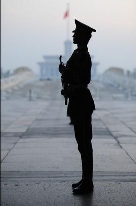 左手天都白🍻的图片