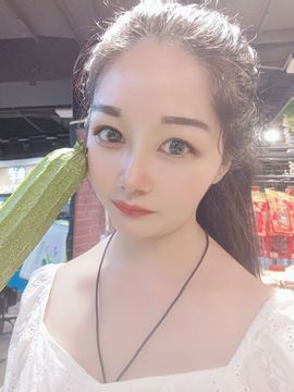 👑䒕暖宝好运旺旺旺主播照片