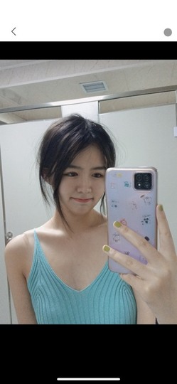 歆甜~主播照片