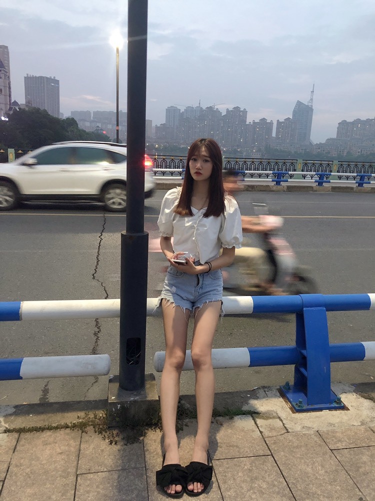 结束咯主播照片