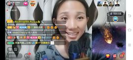 凉山彝妹主播照片