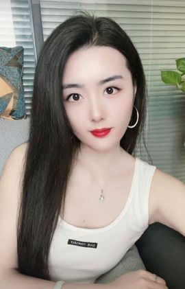 💝豆豆改开口叫哥哥主播照片