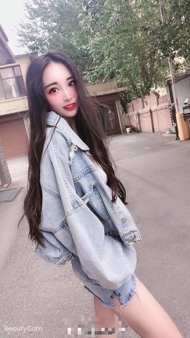 小玲宝🧸安静唱歌主播照片