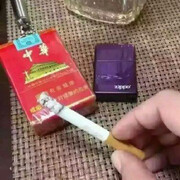 哥抽的不是烟是寂寞.