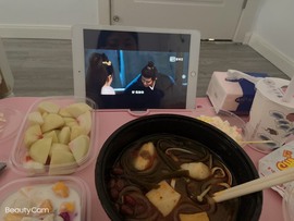 小蝶👑晚上播～的图片