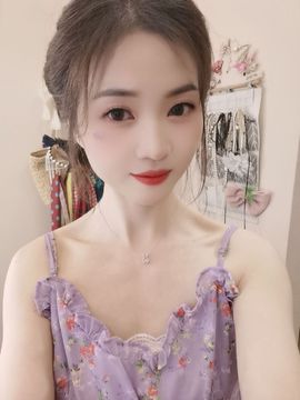 千秋雪yiliya主播照片