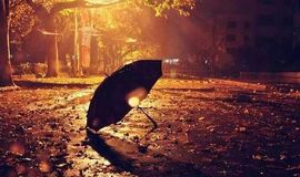 左手天都白🍻的图片