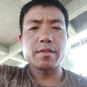 河边摸鱼人海报