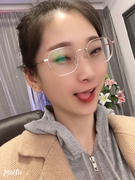 姣姣🐷好运连绵主播照片
