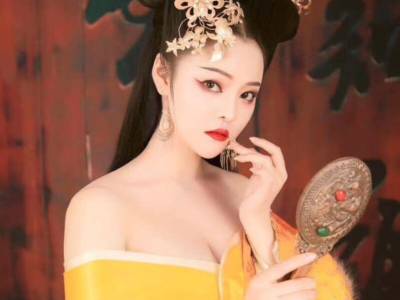 苏十四的主播海报