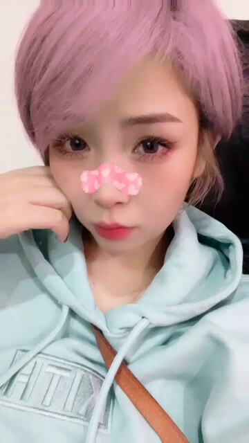 今天剪头发。/狂笑