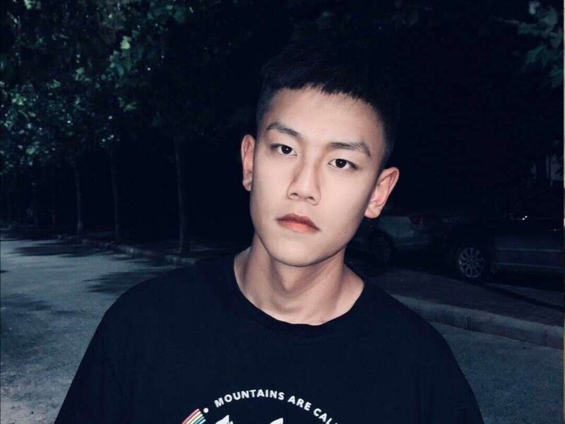 夏日苦瓜的主播海报