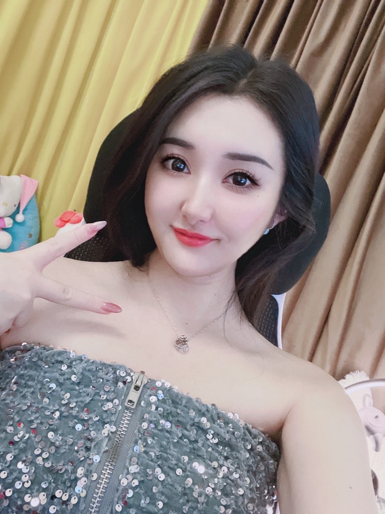 丫总❤言言的图片
