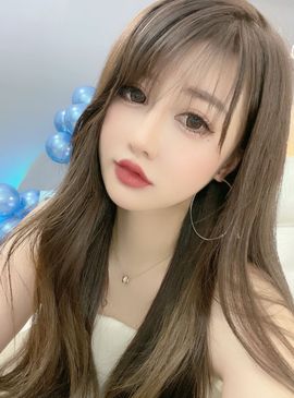 曼曼🌙暂停直播主播照片