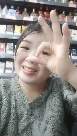 伤心晓猫咪的图片