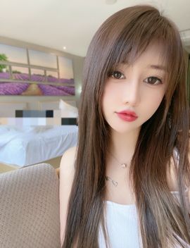 曼曼🌙暂停直播主播照片