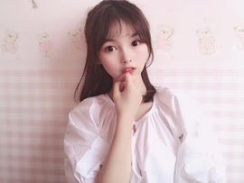 是西瓜呀主播照片