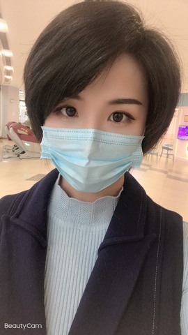茶茶大吉大利主播照片