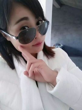 ღ佳儿ღ主播照片