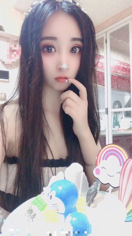 小玲宝🧸安静唱歌主播照片
