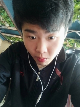 小幕系主播照片