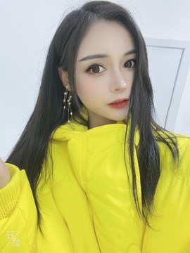 娜塔莎退主播照片