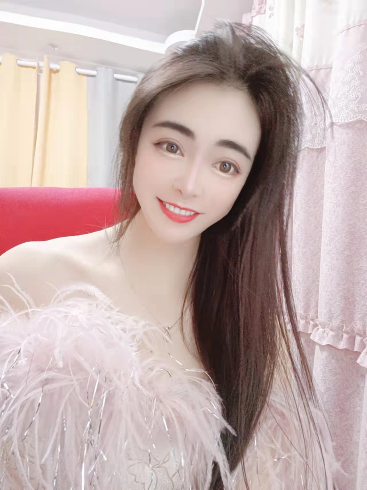 傻傻贺宝莉生日快乐的主播照片