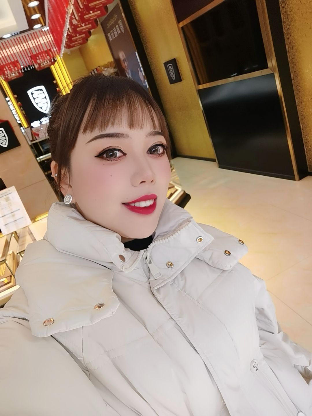 小甜甜重新开始的主播照片