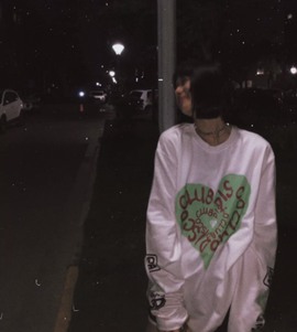 吃口芝士～休主播照片