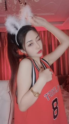素雪小幸运主播照片