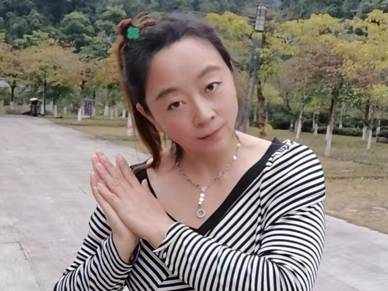 户外浪妹的主播海报