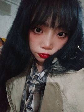 桃桃在线求喂一口饭主播照片