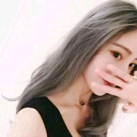 秋天的明珠主播照片