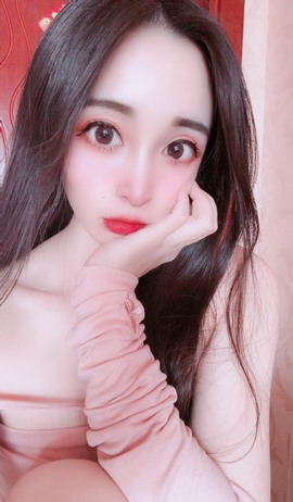 小玲宝🧸安静唱歌主播照片