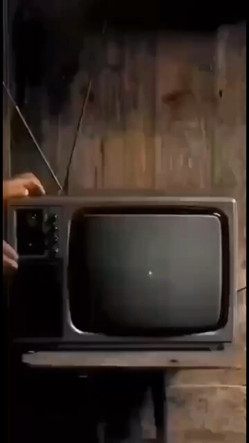 /狂笑