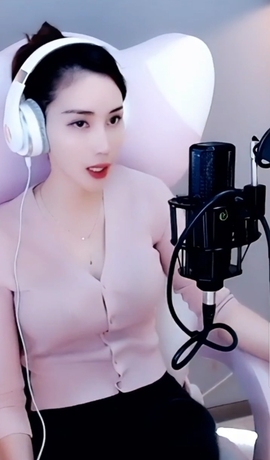 水母好美主播照片
