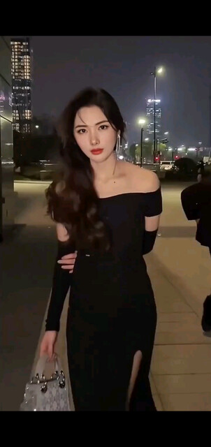 /狂笑
