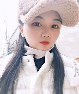 小甜贪财好色💕的图片