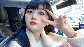 再见退主播照片