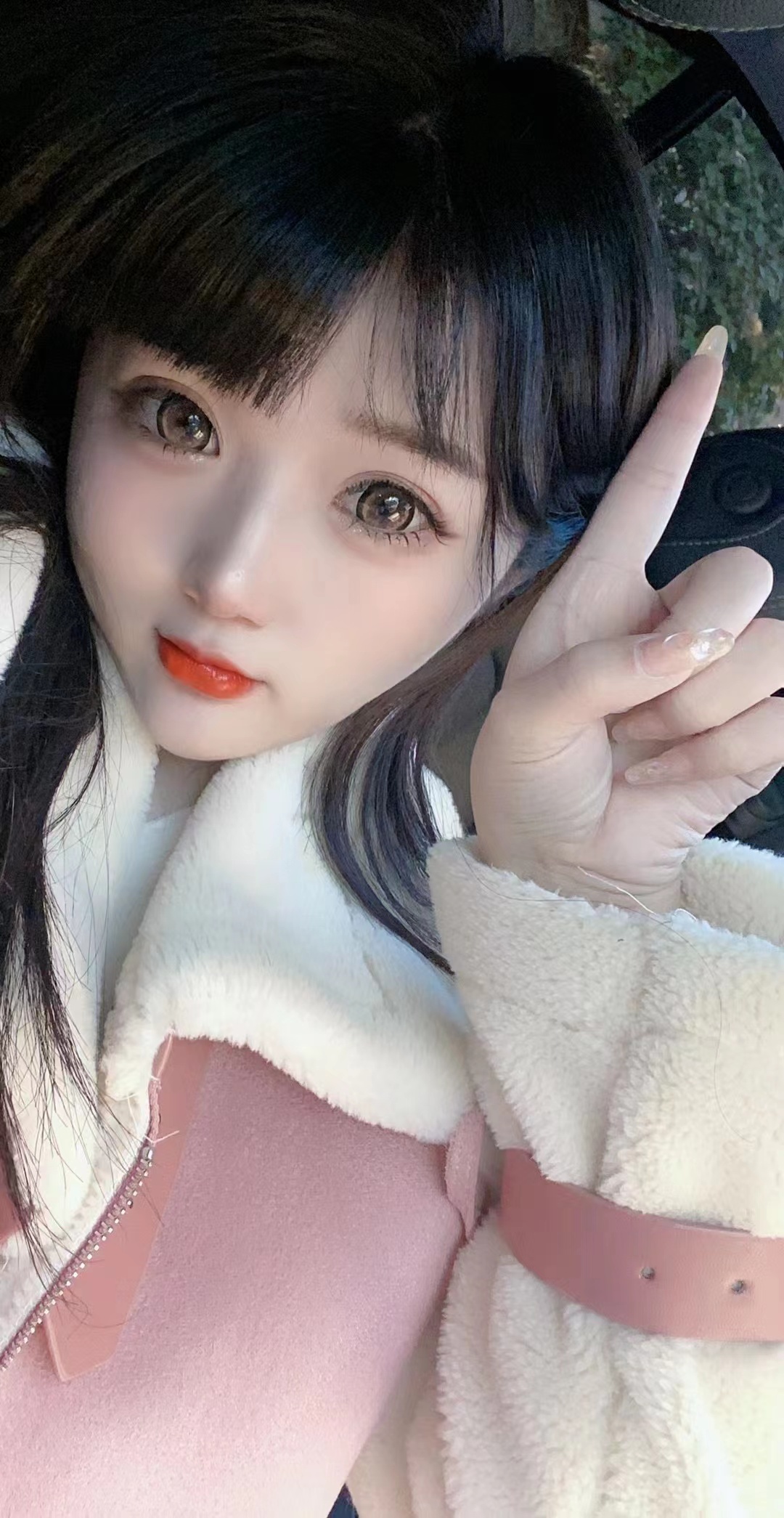 再见退的主播照片