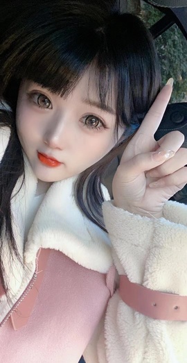 再见退主播照片