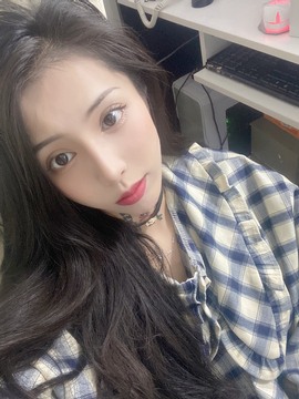 江小白#主播照片
