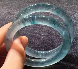 信认烽哥主播照片