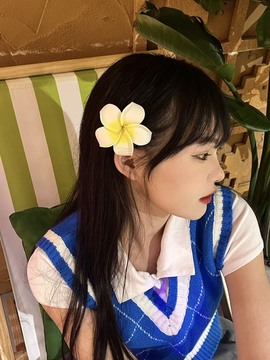 小铃铛🔔暂休主播照片