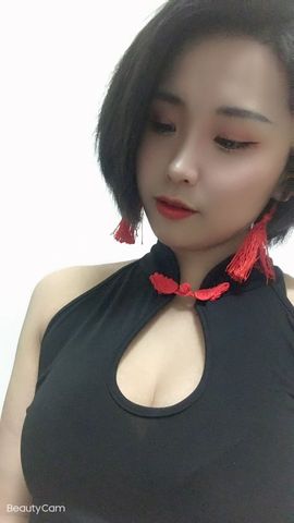 茶茶幸运星主播照片
