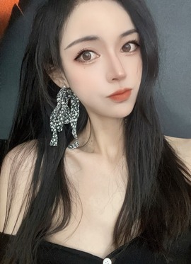 娜塔莎退主播照片